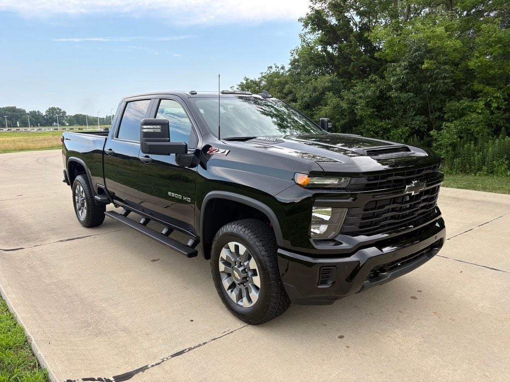 2026 Chevrolet Silverado 2500HD Custom