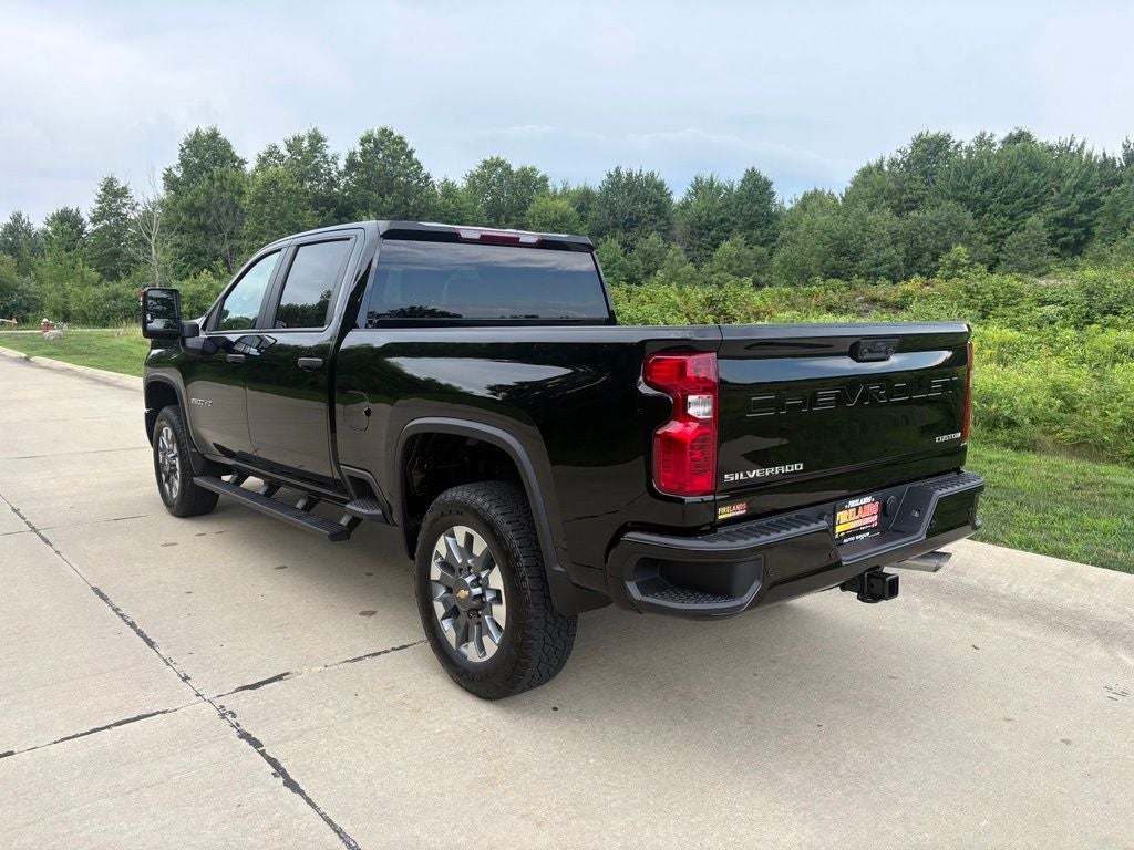 2026 Chevrolet Silverado 2500HD Custom