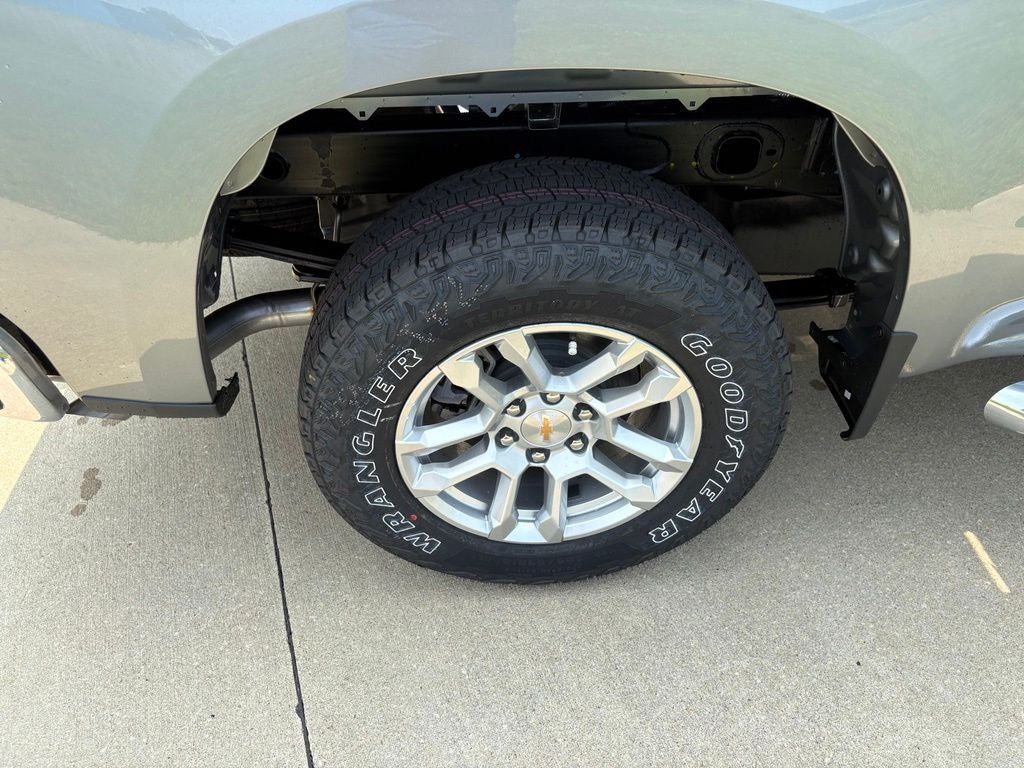 2026 Chevrolet Silverado 1500 LT LT1