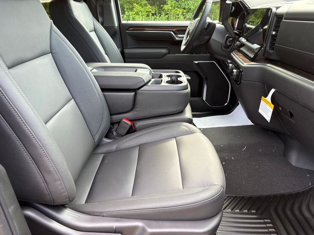 2026 Chevrolet Silverado 1500 LT LT1