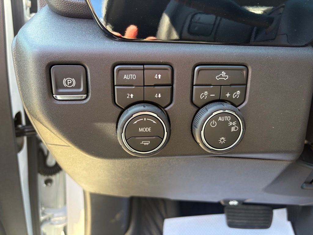 2026 Chevrolet Silverado 1500 LT LT1