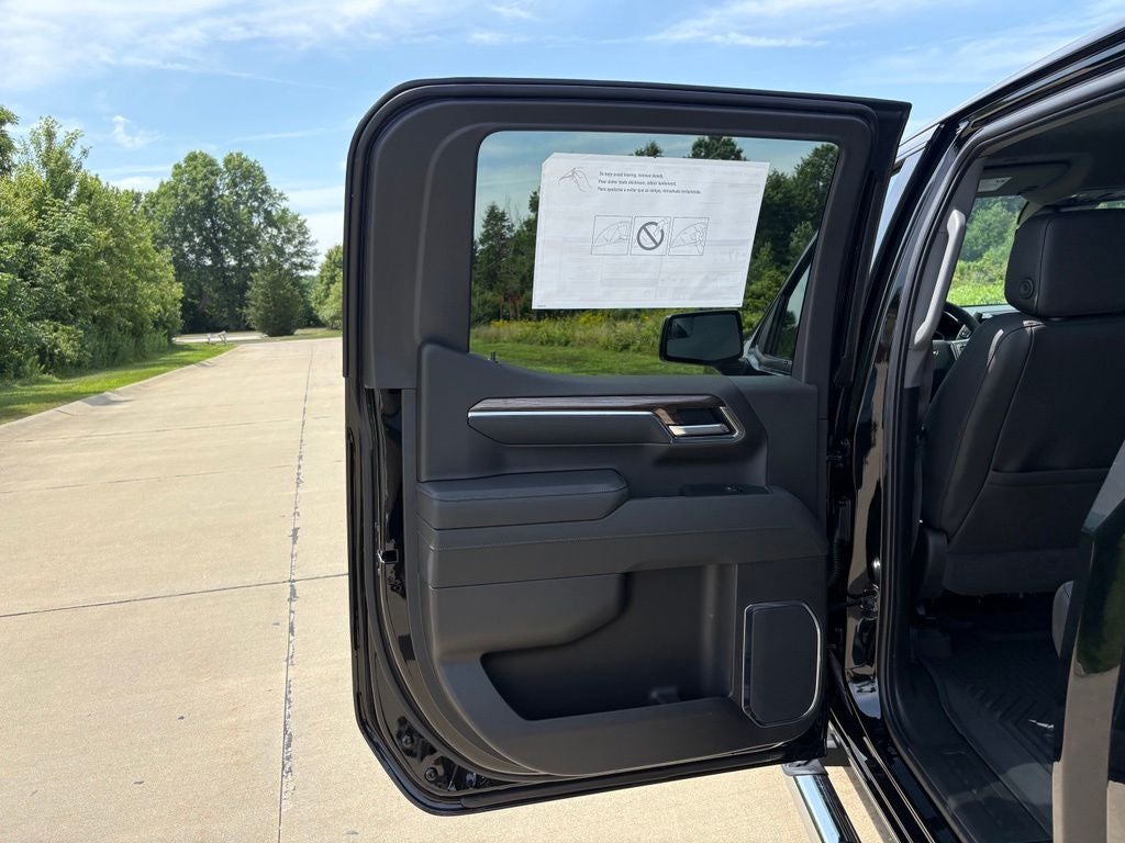 2026 Chevrolet Silverado 1500 LT LT1