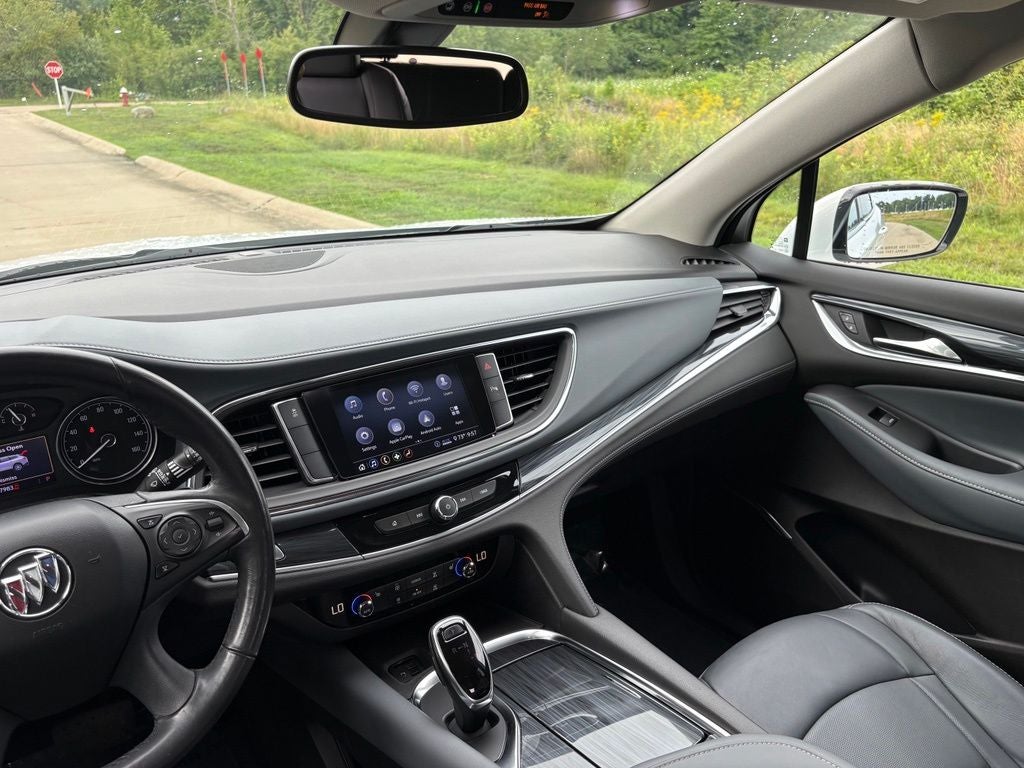 2021 Buick Enclave Essence