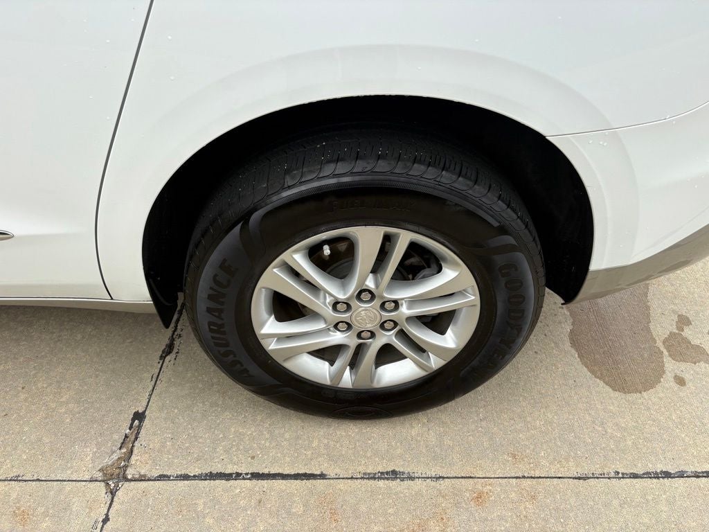 2021 Buick Enclave Essence