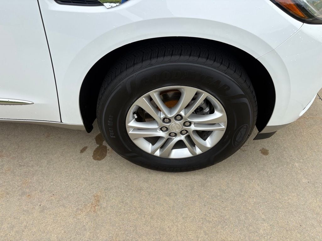 2021 Buick Enclave Essence