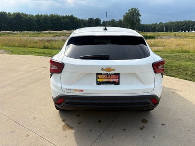 2025 Chevrolet Trax LS