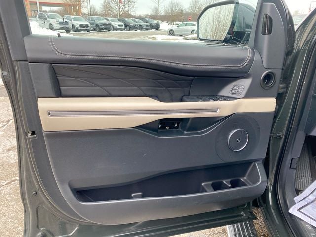 2022 Ford Expedition Max Platinum