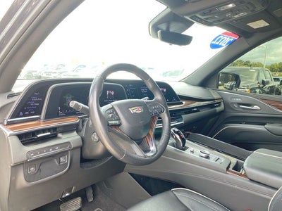 2022 Cadillac Escalade ESV Premium