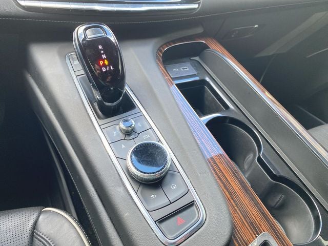 2022 Cadillac Escalade ESV Premium