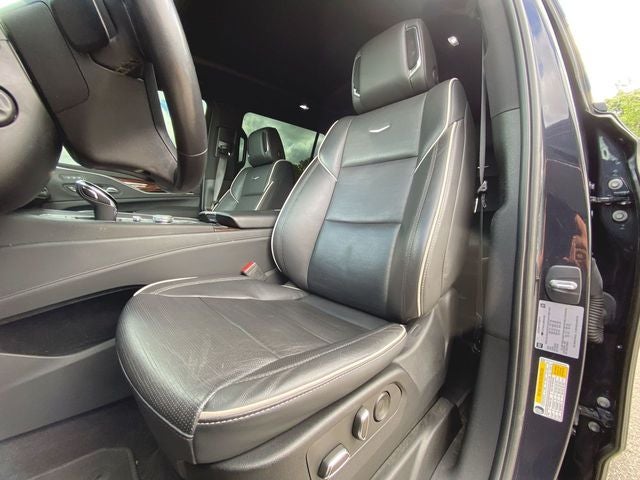 2022 Cadillac Escalade ESV Premium