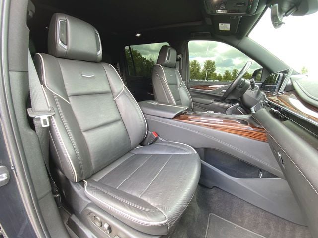 2022 Cadillac Escalade ESV Premium
