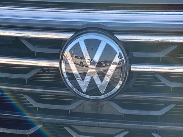 2024 Volkswagen Atlas 2.0T Peak Edition SEL