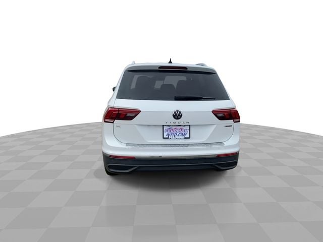 2023 Volkswagen Tiguan 2.0T SE