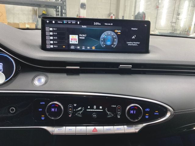 2023 Genesis GV70 2.5T