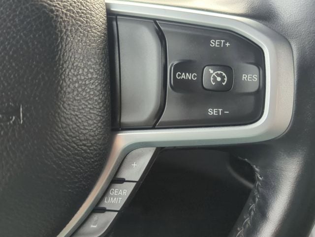 2023 RAM 1500 Big Horn Crew Cab 4x4 5'7' Box