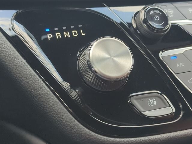 2024 Chrysler Pacifica Hybrid Pinnacle