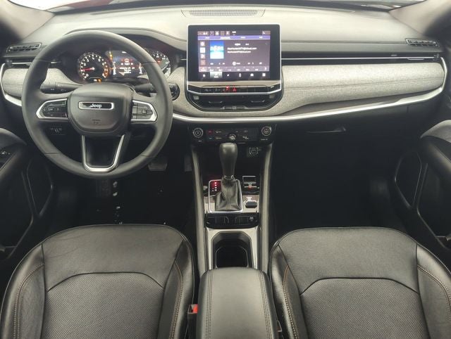 2023 Jeep Compass Latitude Lux FWD