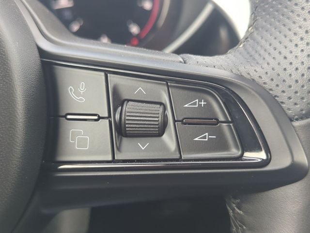 2025 Alfa Romeo Giulia AWD