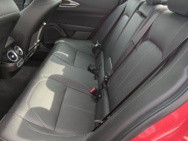 2025 Alfa Romeo Giulia AWD