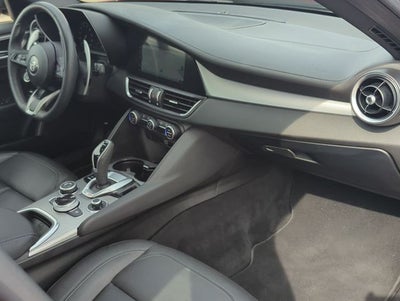 2025 Alfa Romeo Giulia AWD