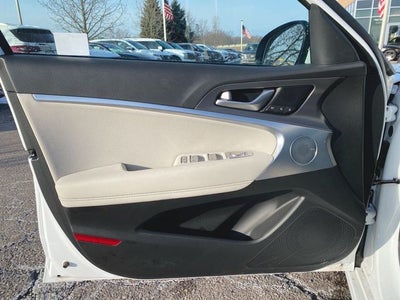 2024 Genesis G70 2.5T