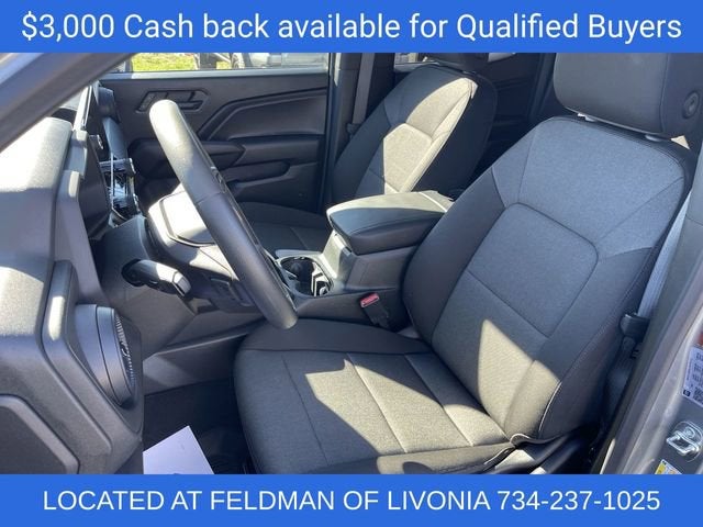 2025 Chevrolet Colorado WT/LT