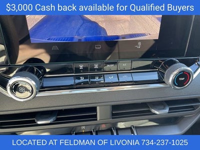 2025 Chevrolet Colorado WT/LT