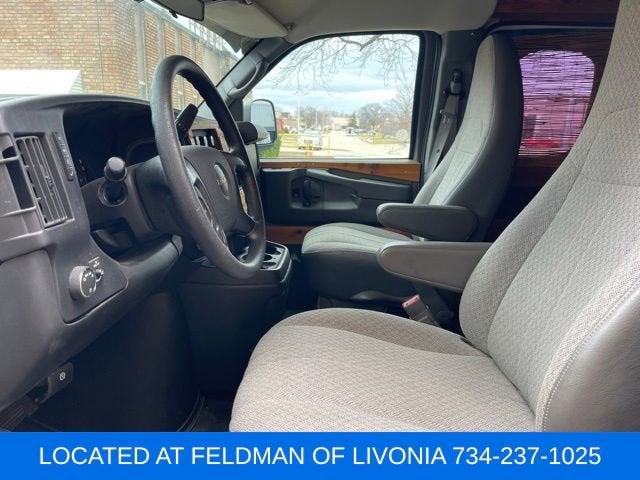 2015 GMC Savana Cargo 2500 2500 Regular Wheelbase Rear-Wheel Drive