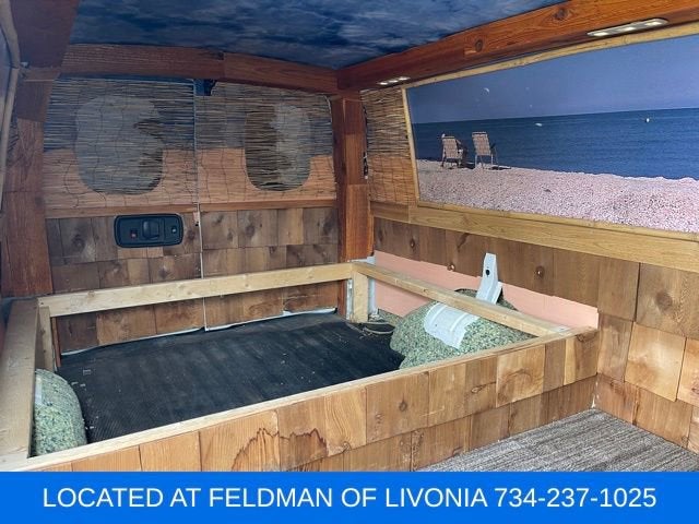 2015 GMC Savana Cargo 2500 2500 Regular Wheelbase Rear-Wheel Drive