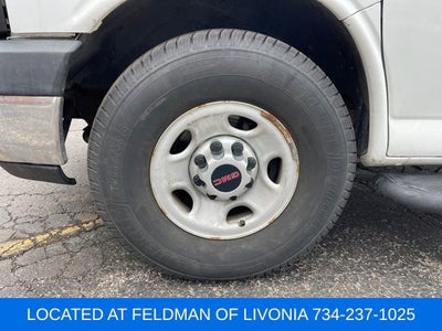 2015 GMC Savana Cargo 2500 2500 Regular Wheelbase Rear-Wheel Drive