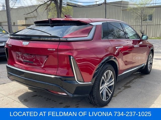 2024 Cadillac LYRIQ Luxury 2