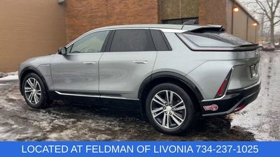 2024 Cadillac LYRIQ Luxury 2