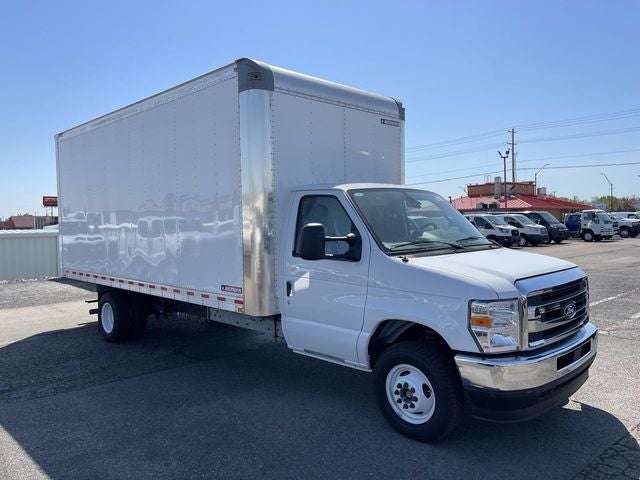 2026 Ford E-450SD Base