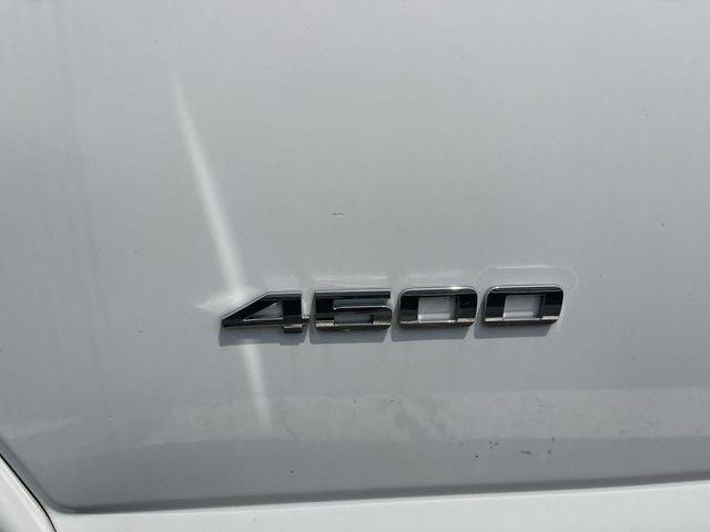 2014 Chevrolet Express 4500 Base Cutaway