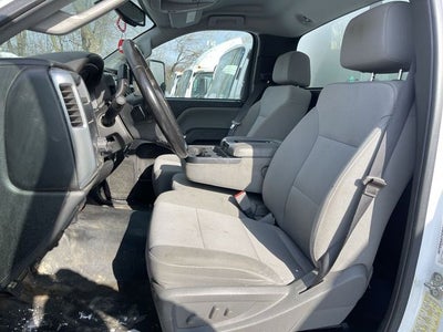 2019 Chevrolet Silverado 5500HD BOX TRUCK