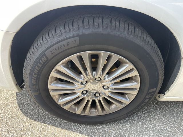 2011 Chrysler Town & Country Limited