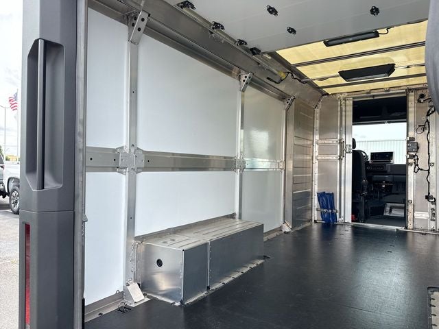 2024 BrightDrop Zevo 600 Base