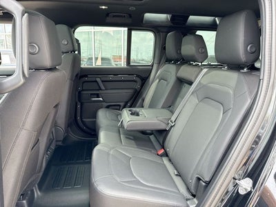 2025 Land Rover Defender 110 S