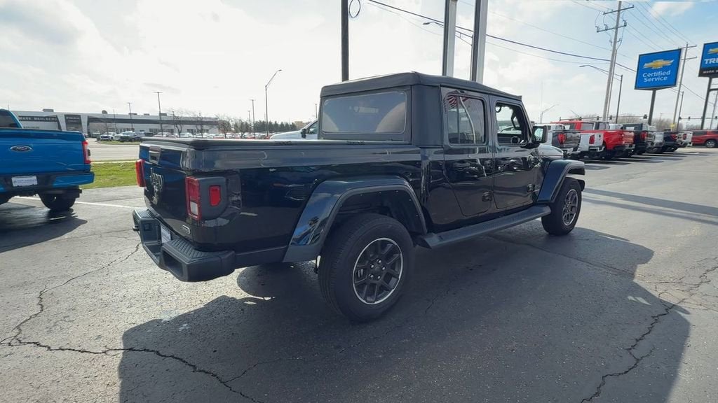 2022 Jeep Gladiator Overland