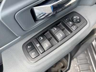 2019 RAM 1500 Classic SLT Crew Cab 4x2 6'4" Box