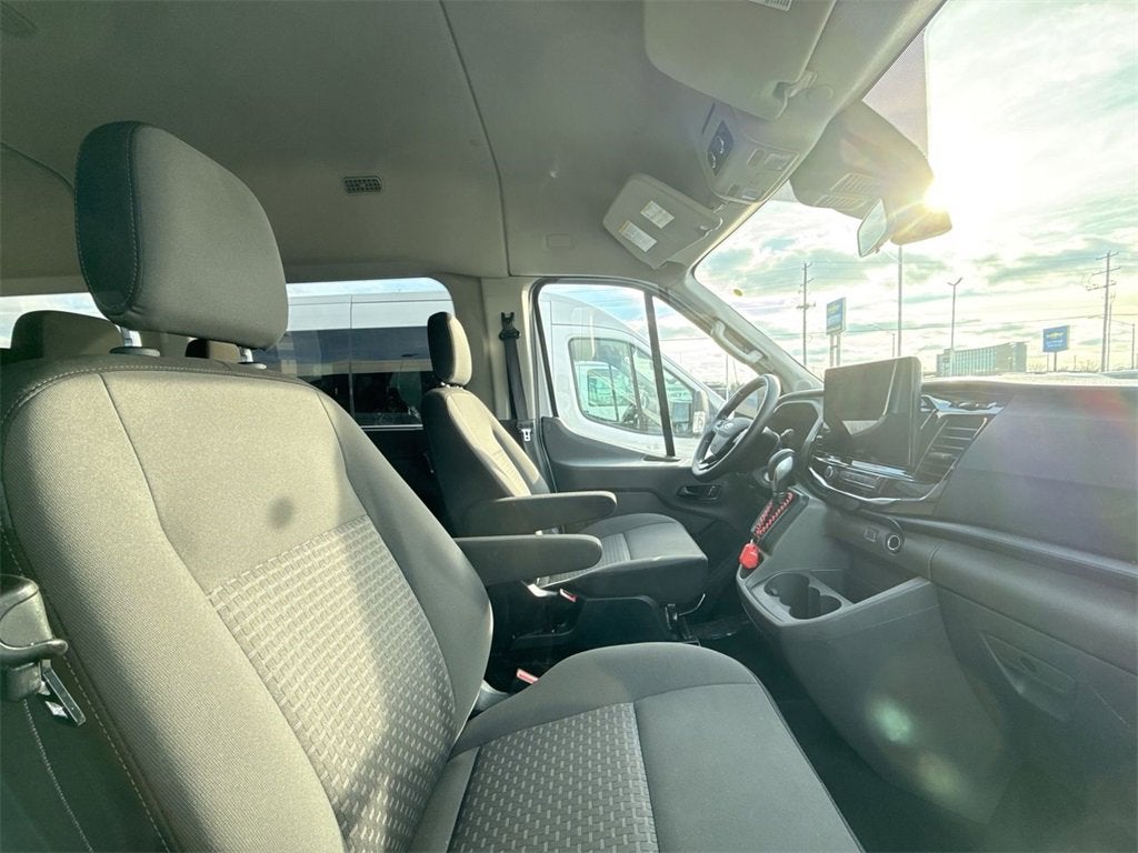 2023 Ford Transit Passenger Wagon XL