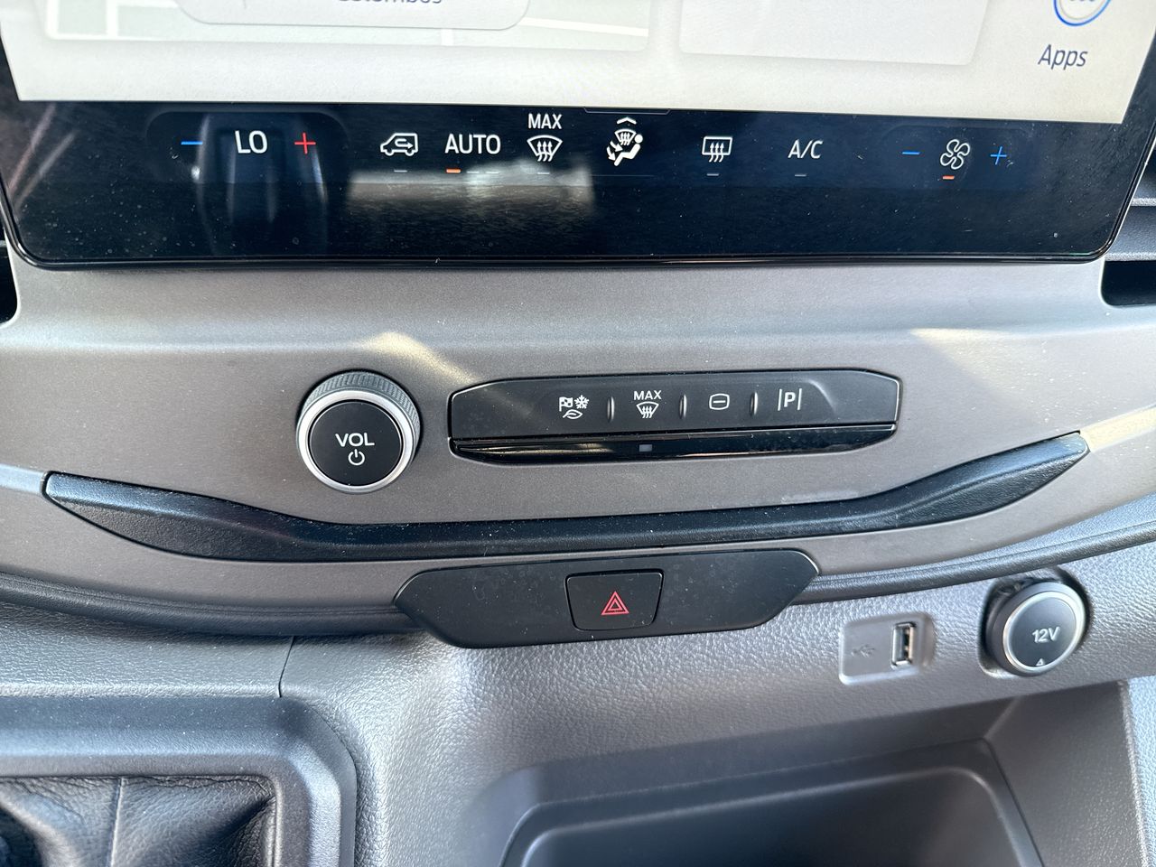 2022 Ford Transit Passenger Wagon XL