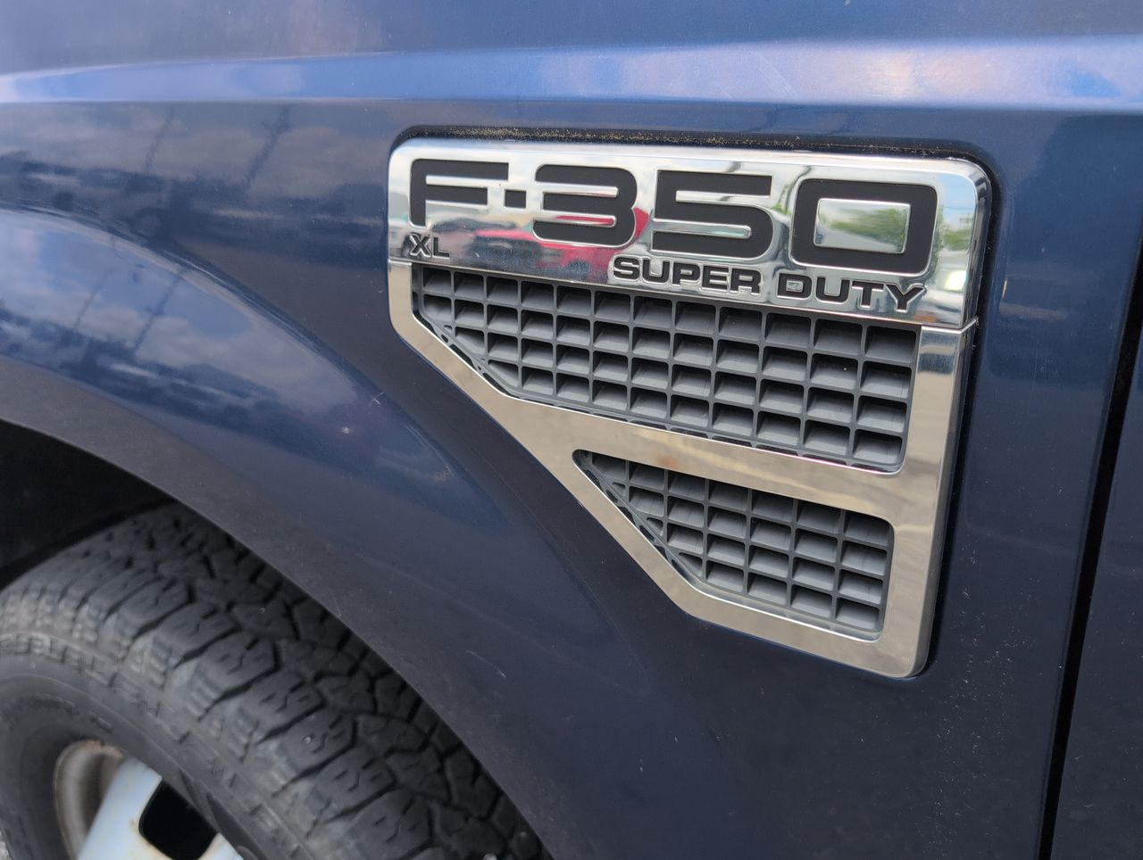 2008 Ford Super Duty F-350 DRW XL