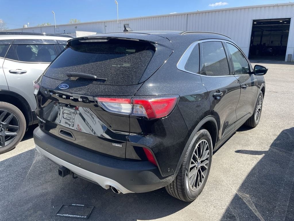 2022 Ford Escape Titanium Plug-In Hybrid