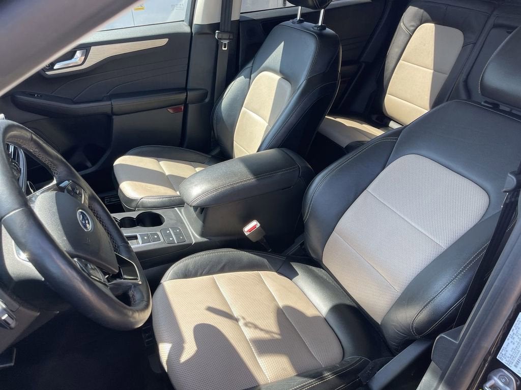 2022 Ford Escape Titanium Plug-In Hybrid