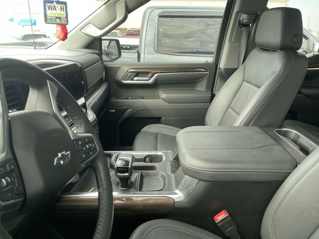 2025 Chevrolet Silverado 1500 RST