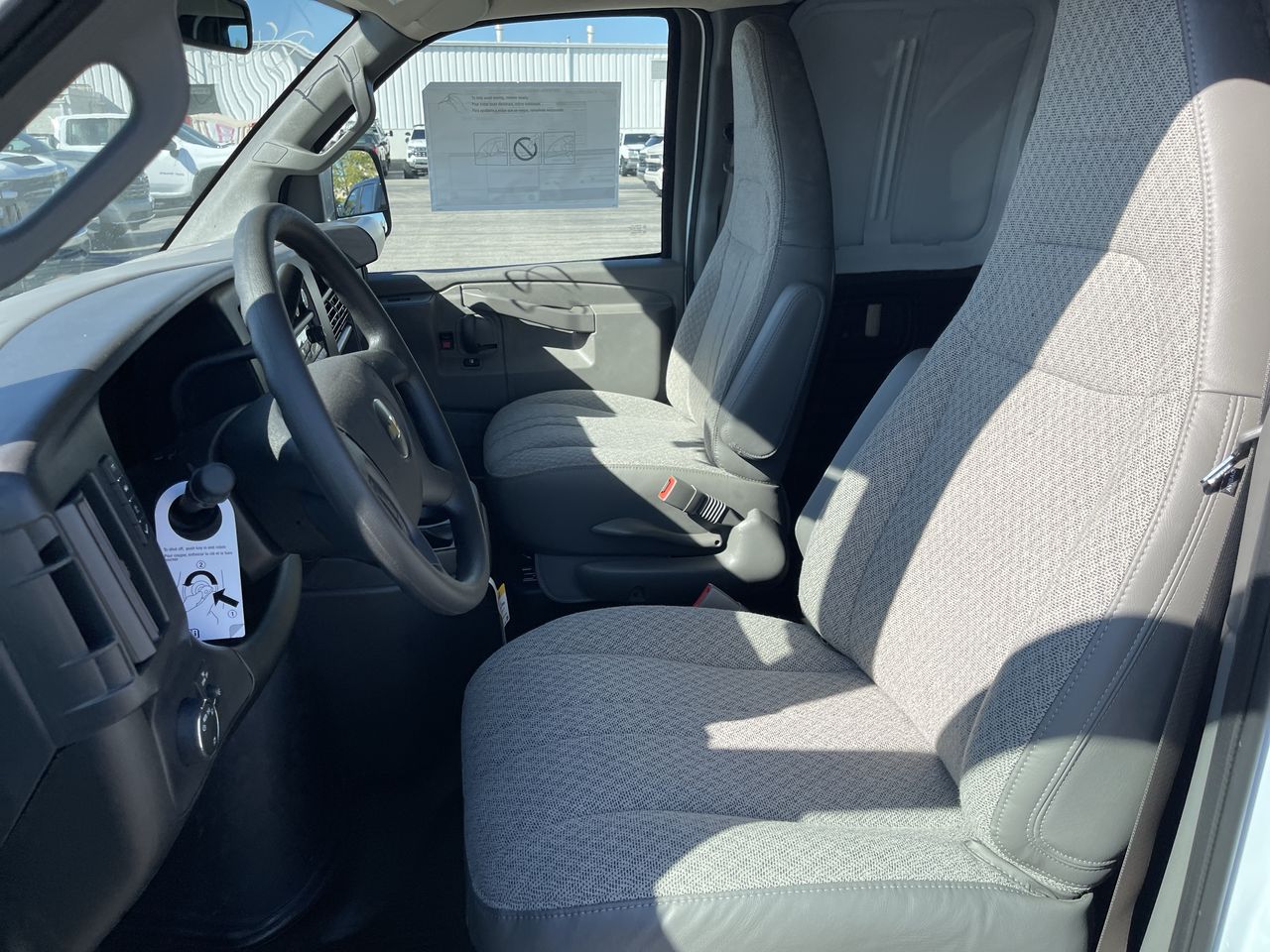 2025 Chevrolet Express Cargo WT