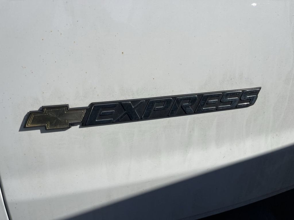 2022 Chevrolet Express Cargo 2500 WT