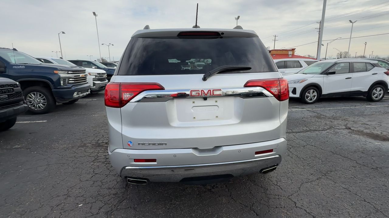 2019 GMC Acadia Denali