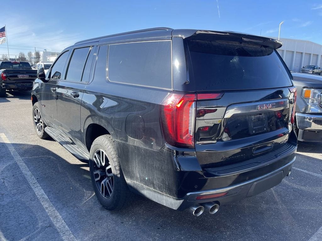 2022 GMC Yukon XL AT4